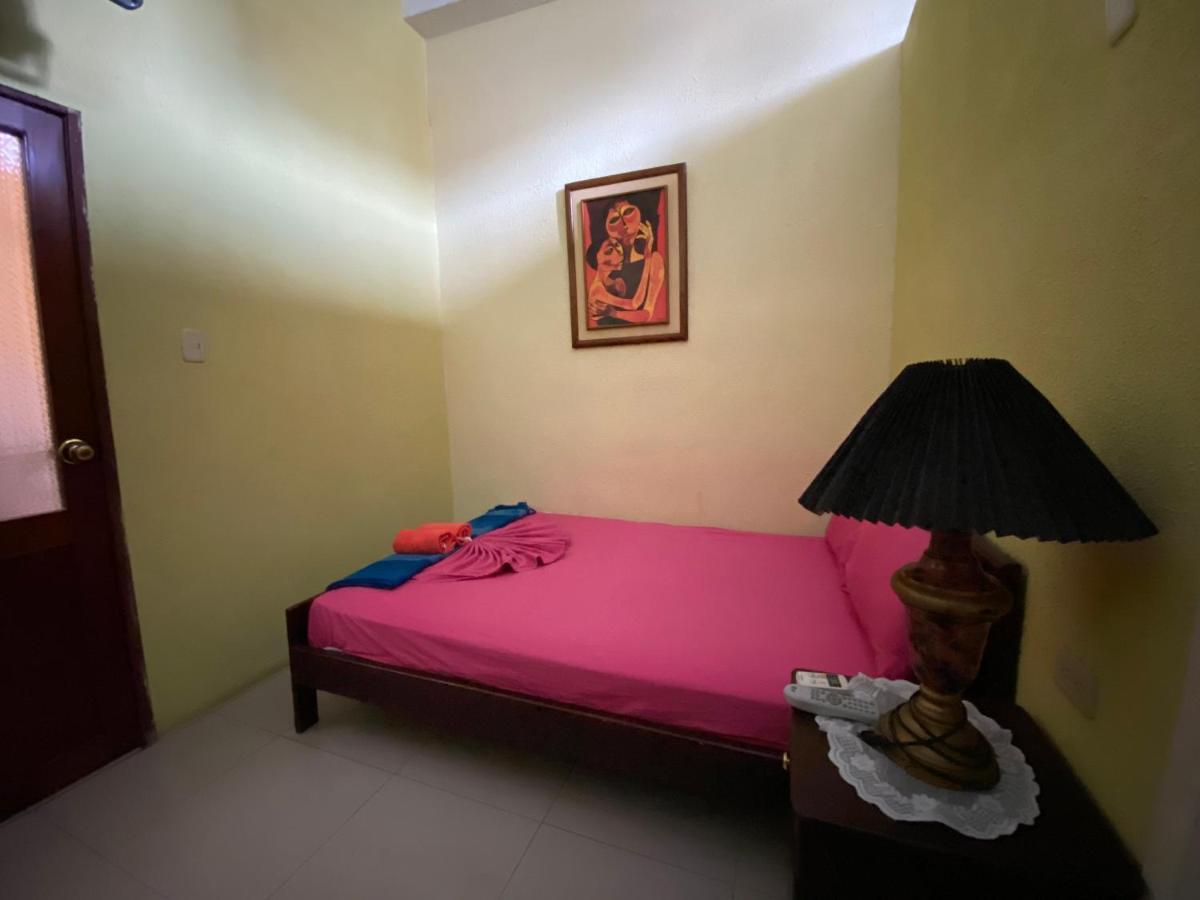 Hostal Puerto Azul 曼塔 外观 照片
