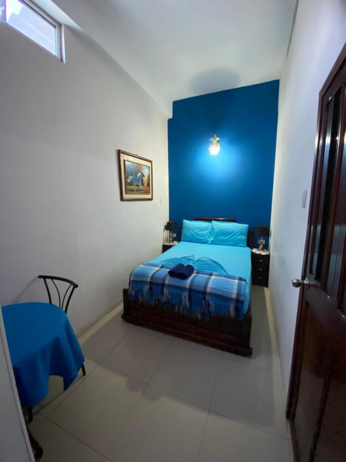 Hostal Puerto Azul 曼塔 外观 照片